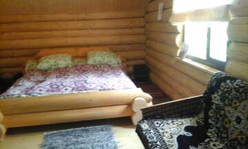 Фото номера Классический четырехместный номер Хостелы Farmstead Lisova г. Межгорье 4